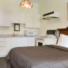 Отель Days Inn by Wyndham Toronto East Beaches, фото 23