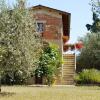 Отель Countryside Privacy & Views, but Within a Medieval Tuscan Village, фото 1