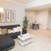 Отель West Hollywood Deluxe Suites, фото 1