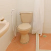 Отель J5 Guest House & Restobar by OYO Rooms, фото 9