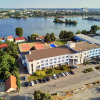 Отель Senec Lake Resort в Сенце