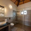Отель Claire 1br luxurious room overlooking plantation, фото 5