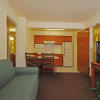 Отель American Inn and Suites, фото 13