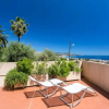 Отель Relaxing Place with wonderful view...calme avec vue magnifique sur la baie des anges, mais en campag, фото 5