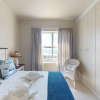 Отель Estoril Beachfront Condo, фото 2