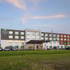 Отель Holiday Inn Exp & Sts Bourbonnais East - Bradley, фото 1