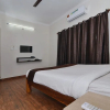 Отель OYO 10174 Kanta Guest House, фото 6