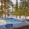 Отель Marksberry Lodge 4 Bedrooms 5.5 Bathrooms Home, фото 5