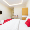 Отель Kost Omah Blimbing by RedDoorz, фото 2