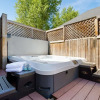 Отель The Magnolia House in Old Town - Private Hot Tub, фото 34