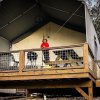Отель 4 Son's Geronimo - Birdhouse Cabin, фото 12