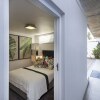 Отель Dolphin Coast YOLO Spaces – Beach House Villa, фото 8