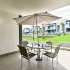 Отель Oasis Beach IX - Christina, фото 7
