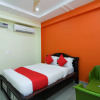 Отель S V Residency by OYO Rooms, фото 30