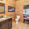 Отель SmokyStays 10 Bedroom Cabin, фото 2