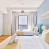 Отель Luxury JBR - Full Sea View - Free Beach Resorts Access, фото 4