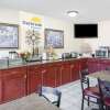 Отель Days Inn & Suites by Wyndham Des Moines Airport, фото 11