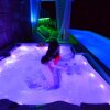 Отель Heated Private 50sqm Ozone Salt Pool, Spa Hot Tub - Villa Rokka Luxe, фото 6