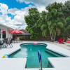 Отель Conch Cottage Pool Home, фото 15