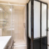 Отель GuestReady - Exuberant Studio in Les Marais, фото 8
