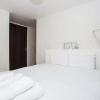 Отель Convenient & Charming 2bd Apartment With Balcony, фото 4