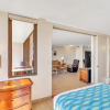 Отель 37th Floor Condo with Sweeping Ocean Views & Free parking! by Koko Resort Vacation Rentals, фото 11
