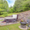 Отель Family Home w/ Views ~ 5 Mi to Downtown Asheville!, фото 16