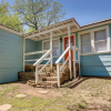Отель Vibrant Fayetteville Home - Walk Downtown!, фото 17