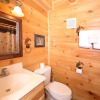 Отель Echoes of Eden - Four Bedroom Cabin, фото 8