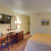 Отель Continental Inn Charlotte, фото 3