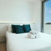 Отель Phaedrus Living: Seaside Deluxe Flat Harbour 106, фото 7