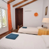 Отель Beautiful Detached Villa Near Arenas With Delightful Terrace and Stunning View, фото 4
