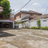 Отель RedDoorz Plus near Pantai Barat, фото 22