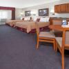 Отель Stony Plain Inn and Suites, фото 3