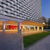 Отель Sheraton Munich Arabellapark Hotel в Мюнхене