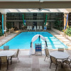 Отель The Plaza Inn & Suites, фото 16