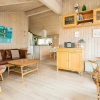 Отель 8 Person Holiday Home in Blokhus, фото 8