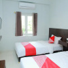 Отель OYO 1325 Grand Wisata Hotel, фото 3