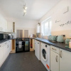 Отель Spacious 3 bed House Garden Parking Wifi Smart tv, фото 4