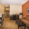 Отель La Quinta Inn & Suites by Wyndham Ely, фото 13