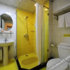 Отель Home Inn Guiyang Cinanmen, фото 9