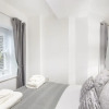 Отель White Roost - Bedford House - 16min From Stratford International, фото 2