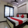 Отель OYO 16539 Grand Sandarshini Inn, фото 10