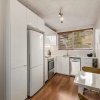 Отель Well-appointed Sunny 2 Bedroom Apartment in Northcote With Parking, фото 3