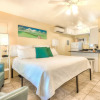 Отель Tropic Terrace #22 - Beachfront Rental Studio Bedroom Condo by Redawning, фото 3