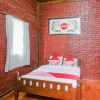 Отель OYO 774 Villa 007 Sengkaling, фото 11