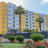 Отель Flatguest Ramblas Golf 6c - Parking + Pool + Gym, фото 1