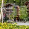 Отель Evolution Whistler, фото 1