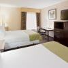 Отель Holiday Inn Express Hotel & Suites Charleston - Southridge, фото 28