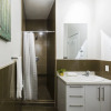 Отель MTLVacationRentals - Le Chic Laurier, фото 7